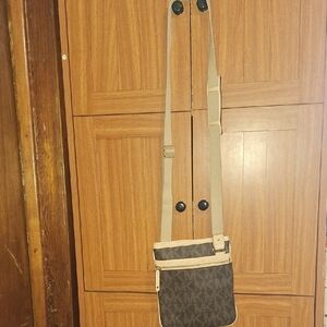 Michael Kors- Jet Set Crossbody Bag (Brown And Tan) W/ Wallet
